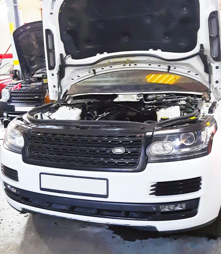 range rover car having maintenance at our garage